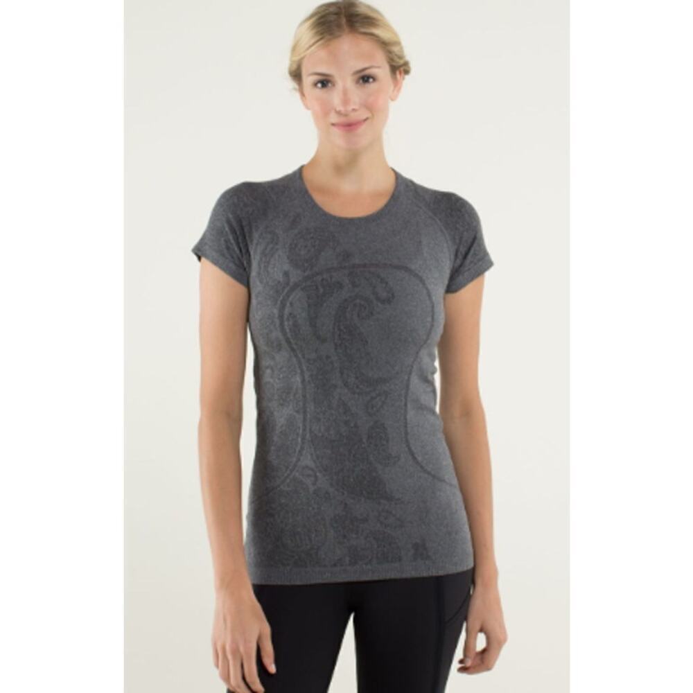 Lululemon Run: Swiftly Tech Short‎ Sleeve *Paisley Heathered Black SZ 8